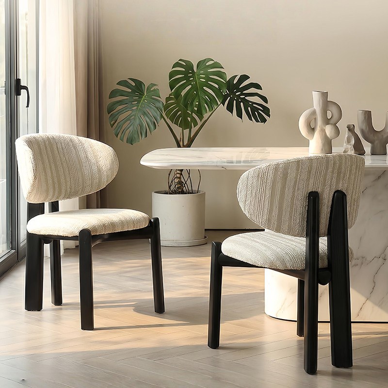 Nordic Solid Wood Dining Chair with Open Back and Padded Seat and Curved Back