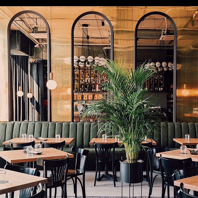 Modern Metal Restaurant Booth Set with Channel Stitching, third view